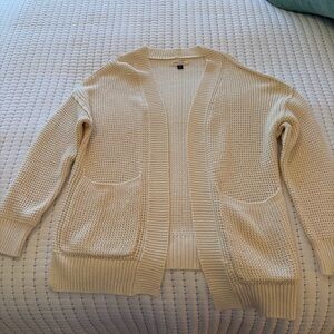 Universal Thread Women's Beige Cardigan Sweater